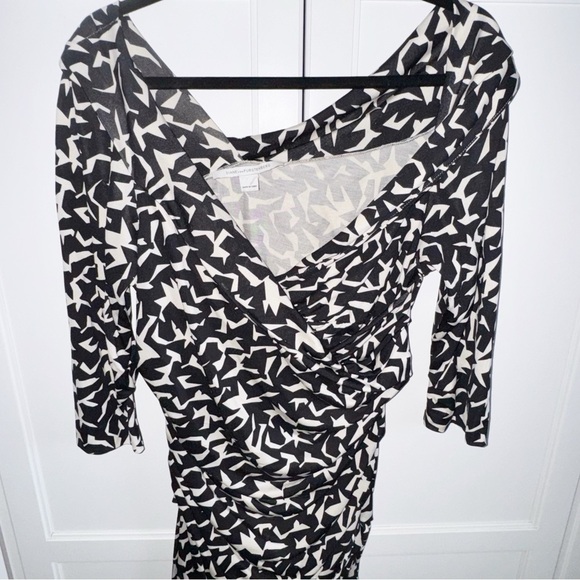 DIANE VON FURSTENBERG Bentley SJ Three Quarter Dress Black White Patterned Dress - Picture 6 of 15